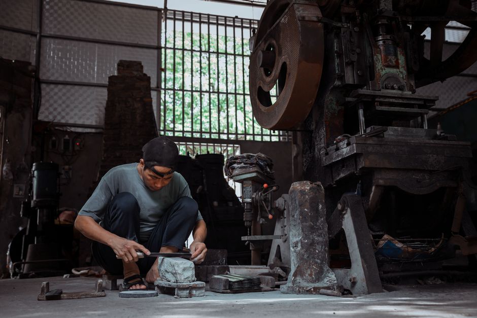 How to Use a CNC Machining Cost Per Part Calculator: A Buyer&rsquo;s Guide to Accurate Pricing