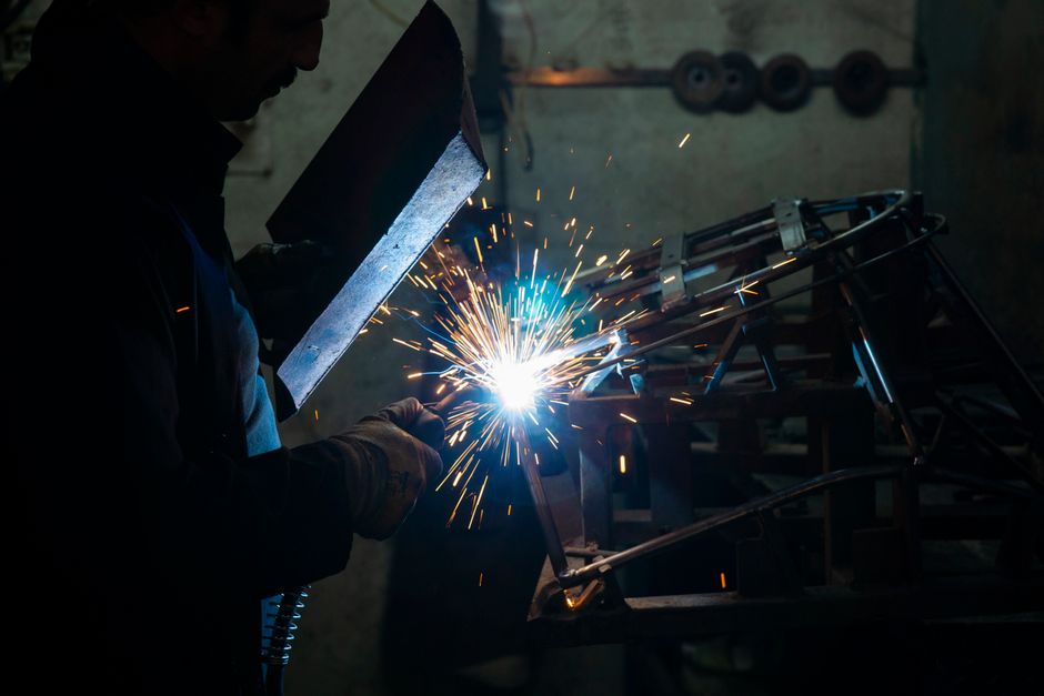 CNC Machining Cost Per Part Calculator: How to Estimate and Optimize Your Budget